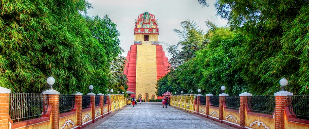 Xetulul, el Parque de Temático de Diversiones del IRTRA en Retalhuleu, Guatemala. Xetulul, el Parque de Temático de Diversiones del IRTRA en Retalhuleu, Guatemala.