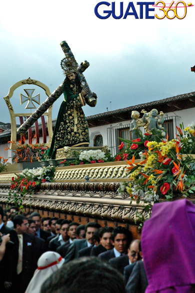 Cortejo Procesional de Jesús de la Merced en Antigua Guatemala