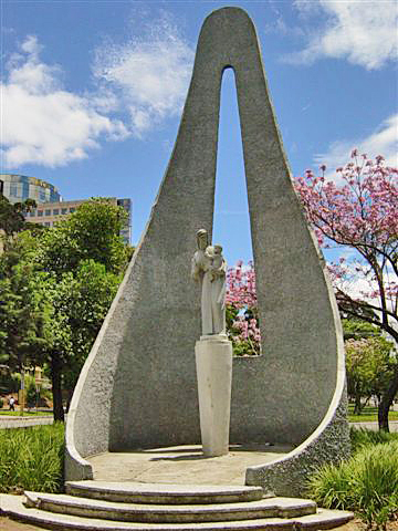 Monumento a la Madre en la Ciudad de Guatemala