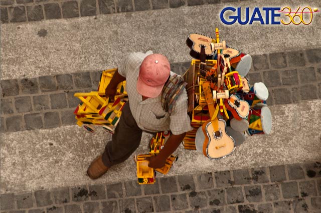 Jueguetes y artesanias de Guatemala