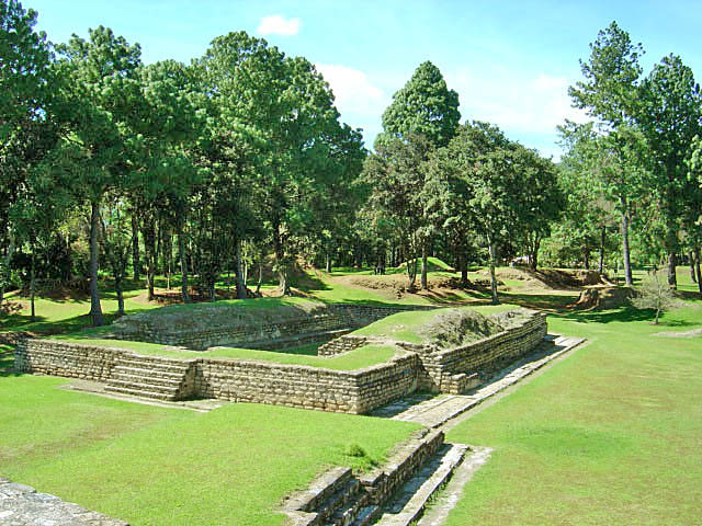 Iximché y sus antiguas ruinas