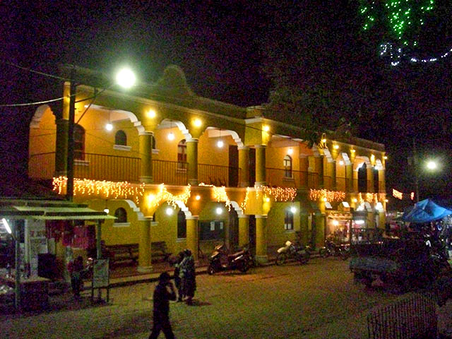 Edificio público de San Juan Comalapa