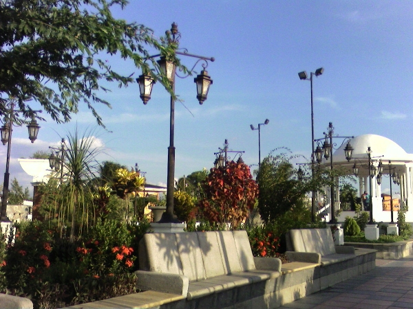 Vistazo del Parque Central de Morales