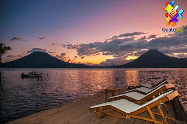 Viaje al Lago de Atitlán y descanse en sus orillas