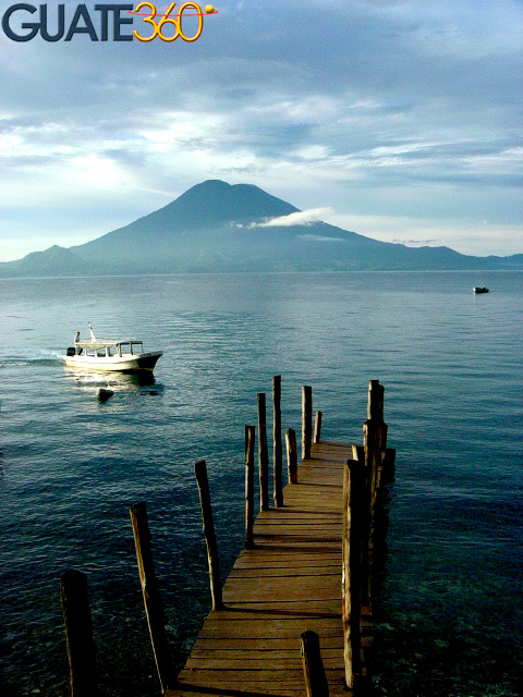 Desde el muelle de Santa Cruz la Laguna