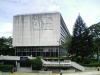 Vista lateral de la Municipalidad de la Ciudad de Guatemala y sus murales
