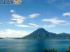 Santa Cruz la Laguna, frente a volcanes y el lago más hermoso del mundo