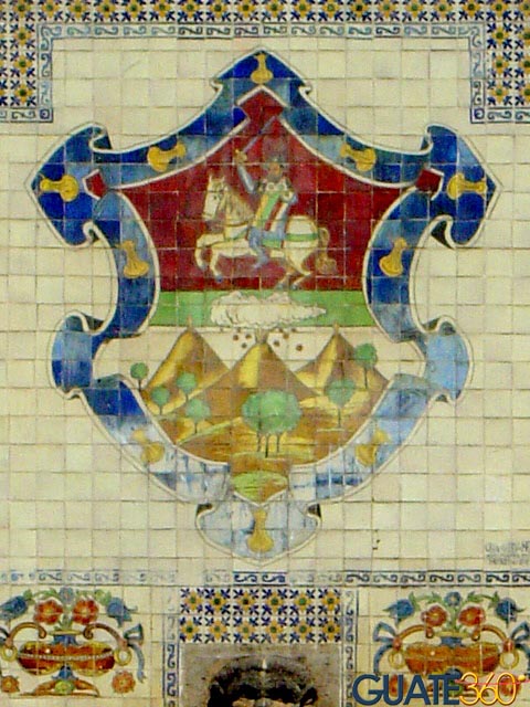 Escudo de la ciudad en el Cerrito del Carmen