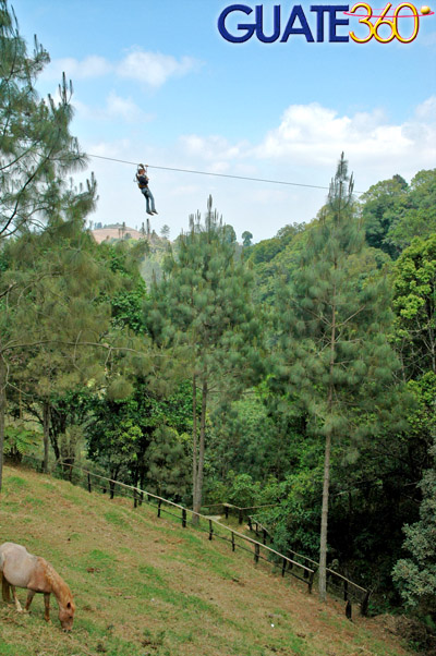 A una altura considerable, el canopy permite disfrutar al máximo