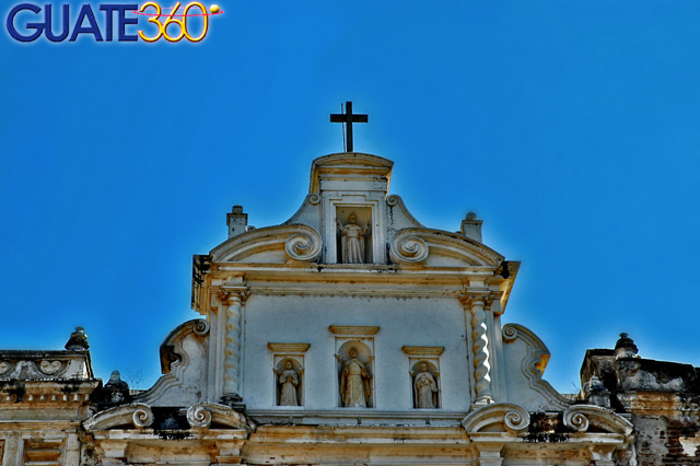 Detalle de fachada del Templo
