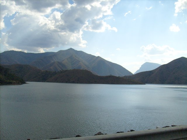 Embalse de la hidroelectrica del Rio Chixoy en Baja Verapaz