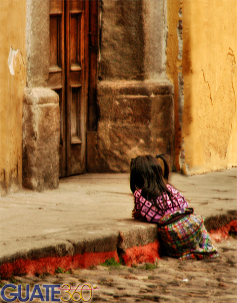 Esperando que la esperanza abra la puerta