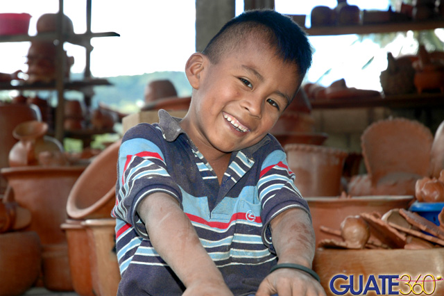 Futuro artesano de Chinautla
