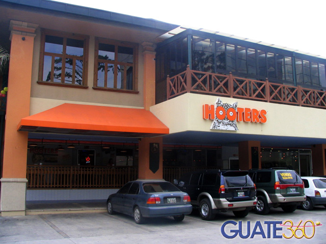 Hooters