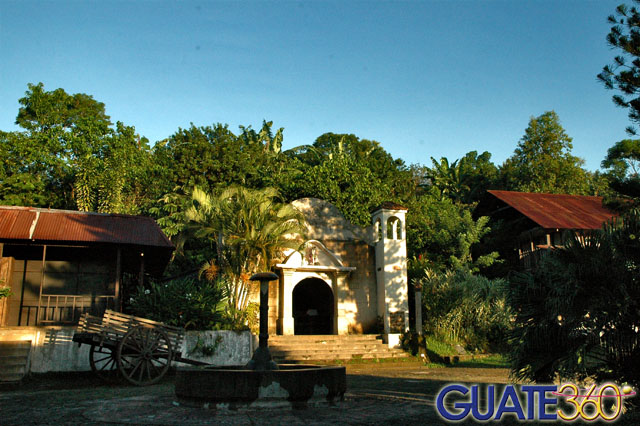 Iglesia original de la finca de café