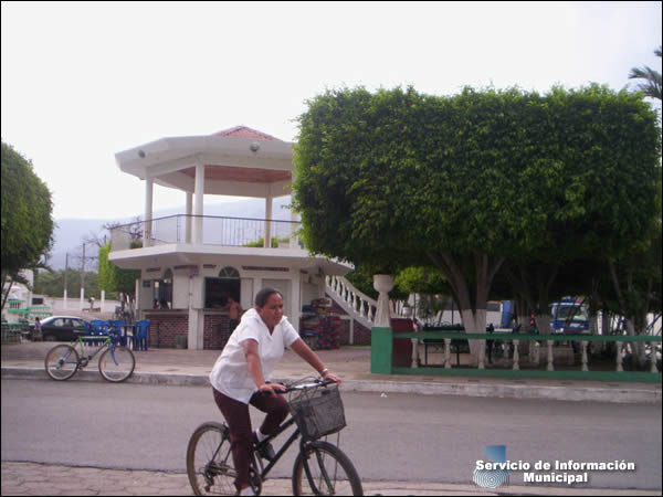 Kiosko en el parque de San Jerónimo