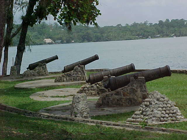 Y LOS PIRATAS ???