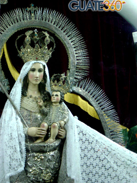 Otro ángulo de la virgen de Chiantla