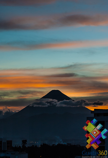 Guatemala entra en una noche más