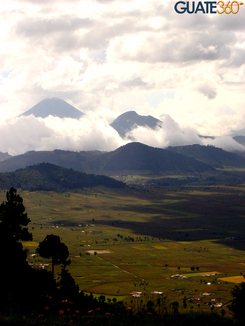 Planicies y volcanes en nuestro hermoso altiplano