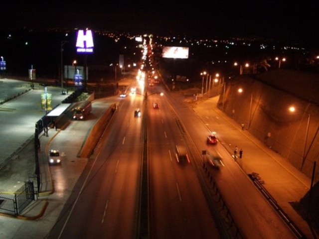 VISTA DESDE ZONA 18 AL CENTRO DE LA CIUDAD