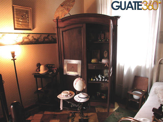 Antiguo Armario en Museo "Casa Mima"