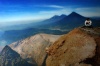 Sobre el Volcán de Pacaya, viendo el resto de volcanes