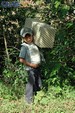 Niño con su regalo